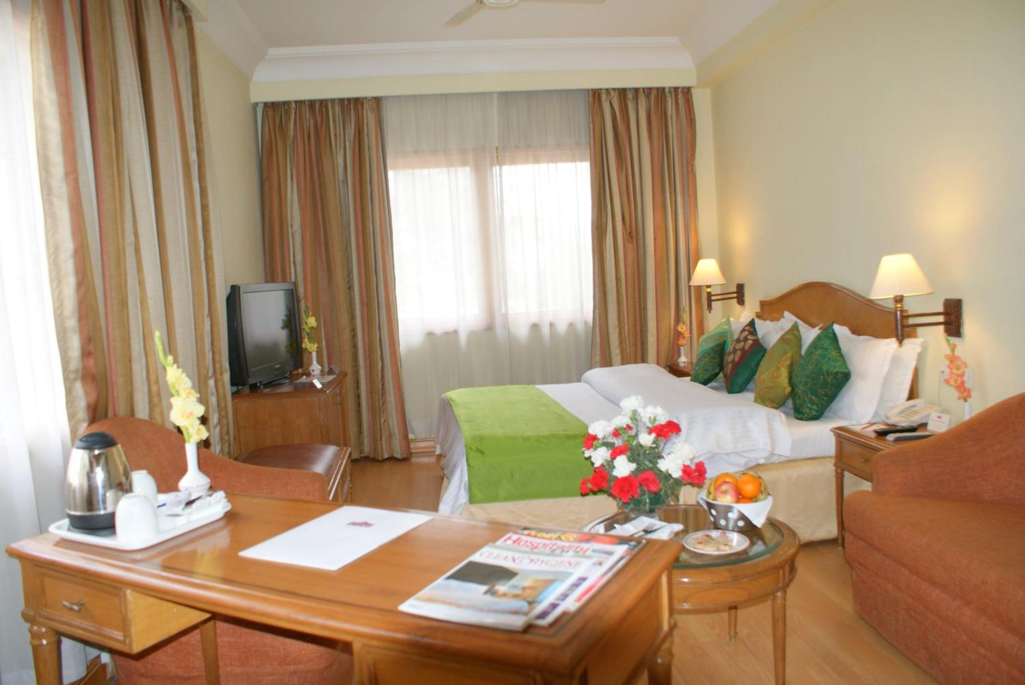 Ritz Plaza Hotel Amritsar Luaran gambar