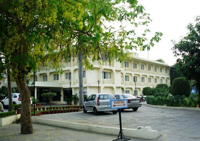 Ritz Plaza Hotel Amritsar Luaran gambar
