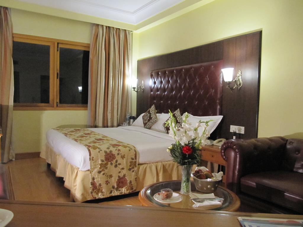 Ritz Plaza Hotel Amritsar Luaran gambar